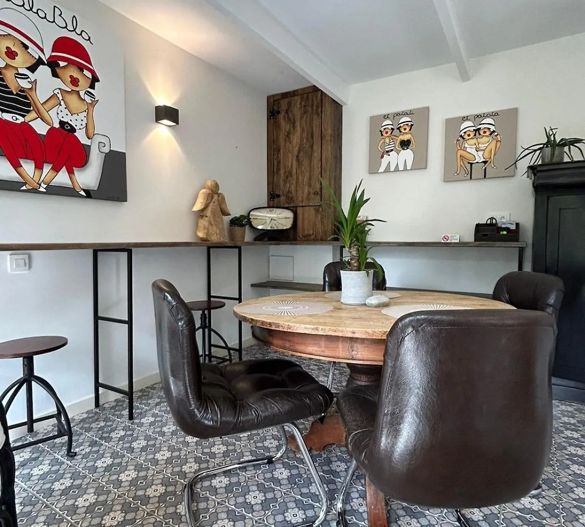 Luxurious Residence With Private Parking 布鲁日 度假居