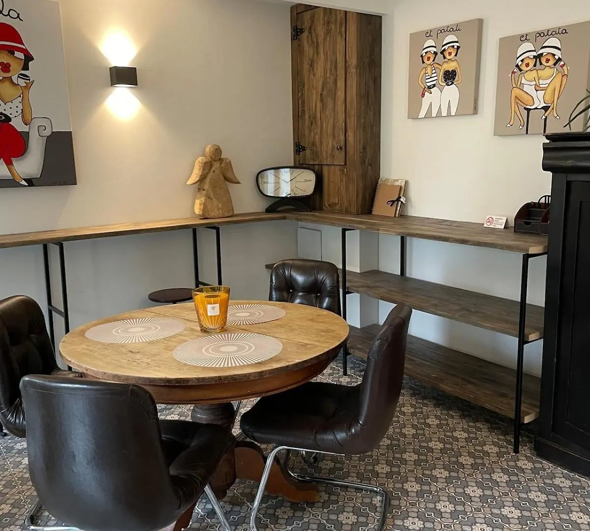 Luxurious Residence With Private Parking Brujas